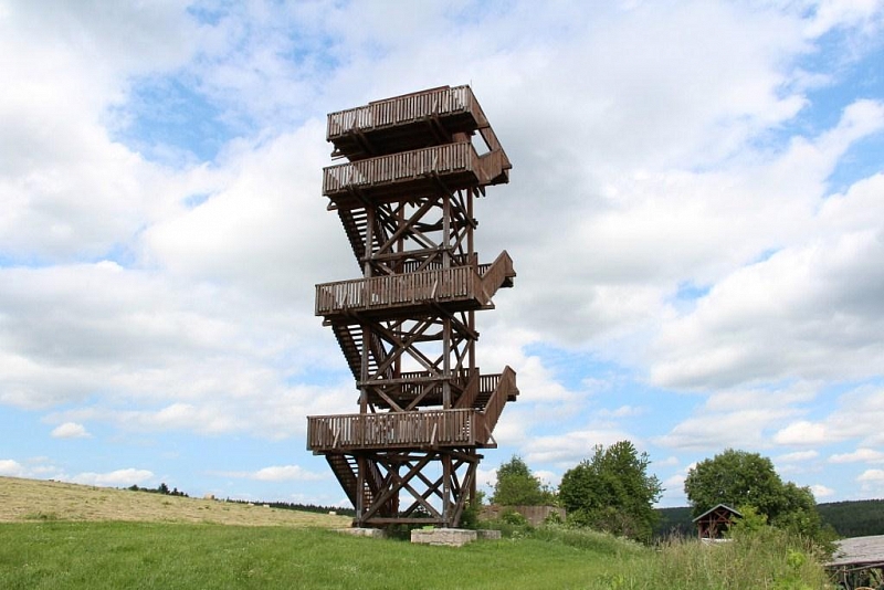 Rozhledna "U Strejců" v Lubech