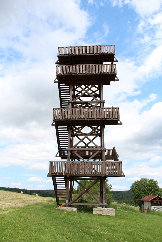 Rozhledna "U Strejců" v Lubech