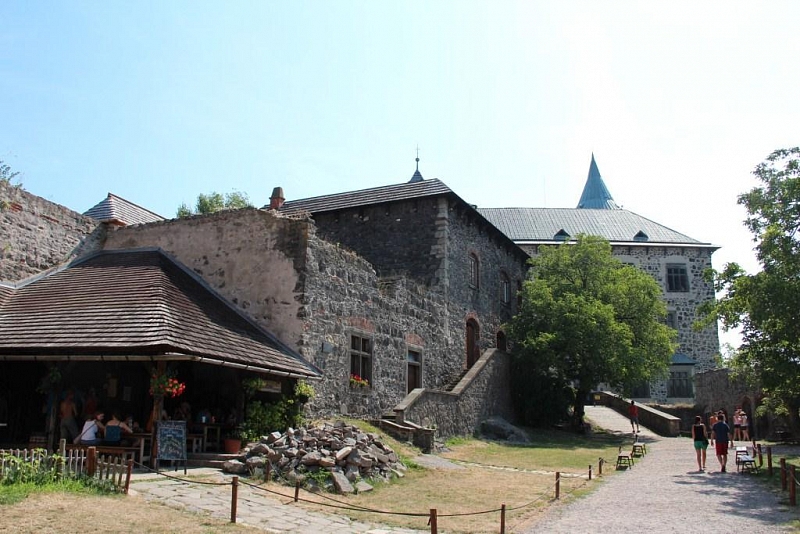 Kunětická Hora (hrad)