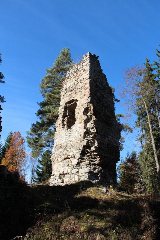 Louzek (ruin)