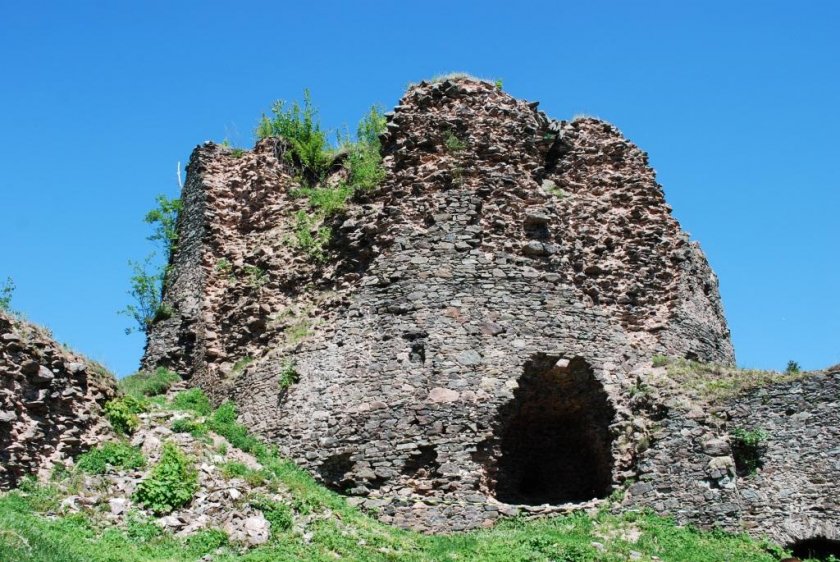 S mečem u pasu na hradě Frymburk