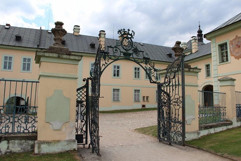 Manětín (zámek)