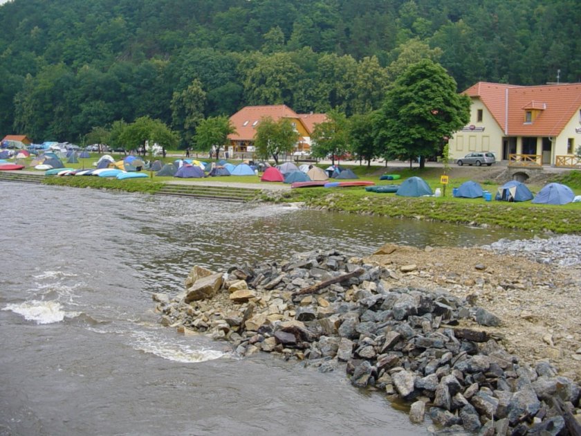 Zlatá Koruna a její klášter