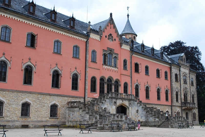 Schloss Sychrov