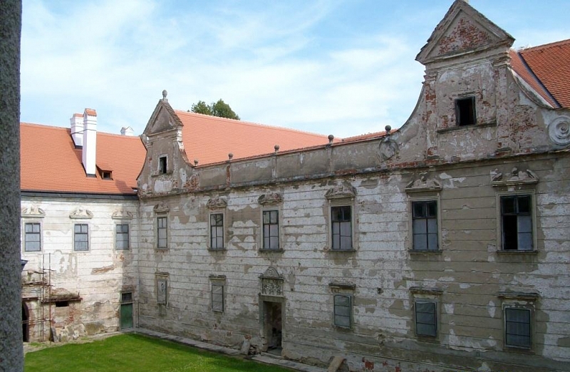 Schloss Uherčice