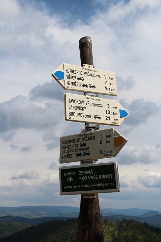 Lookout tower on Ruprechtický Špičák