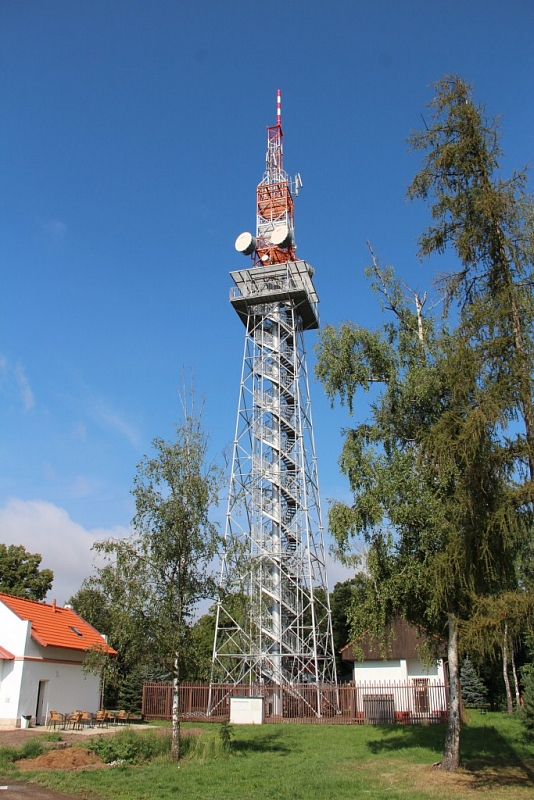 Rozhledna u Chlumu u Hradce Králové