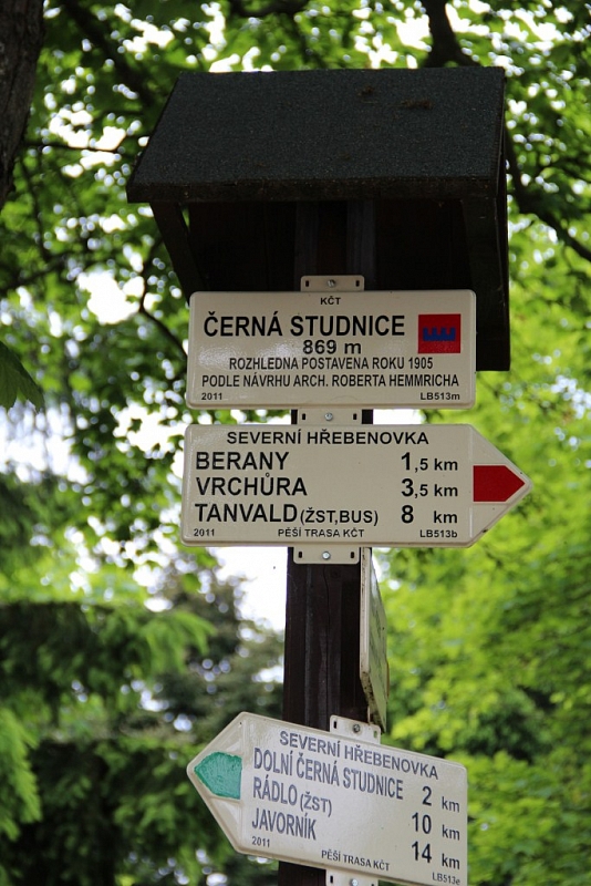 Aussichtsturm auf Černá Studnice