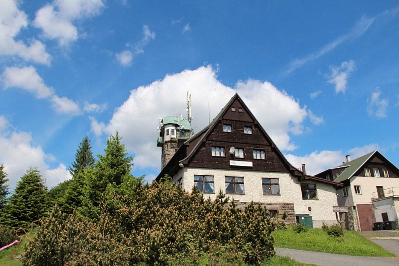 Lookout tower on Královka
