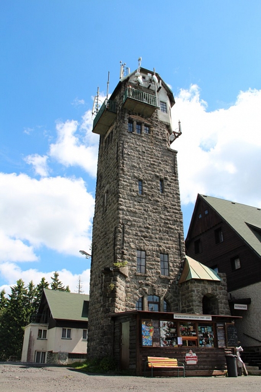 Lookout tower on Královka