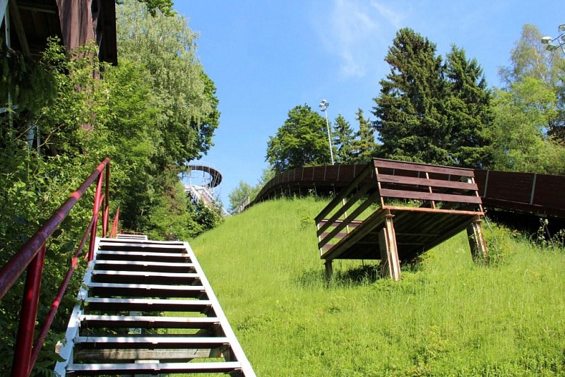 Rozhledna na skokanském můstku v Lomnici nad Popelkou