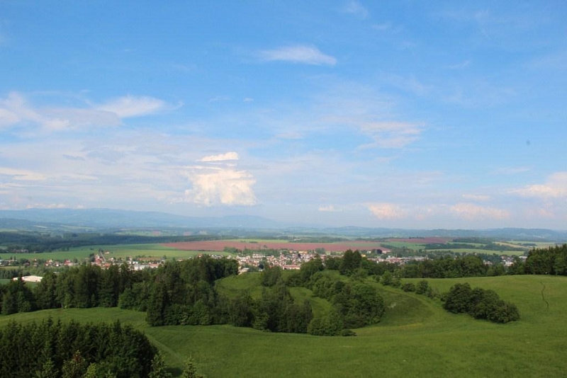 Rozhledna na skokanském můstku v Lomnici nad Popelkou