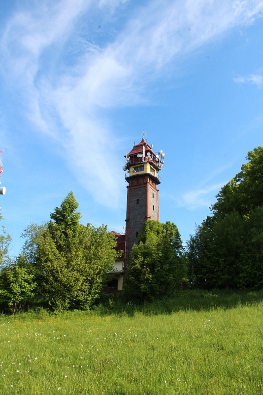 Aussichtsturm in Tábor bei Lomnice nad Popelkou
