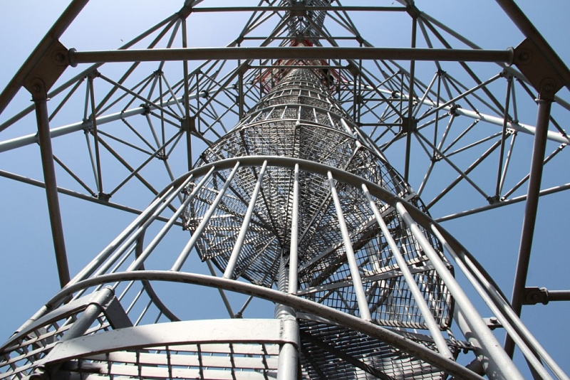 Aussichtsturm Březinka bei Bernartice
