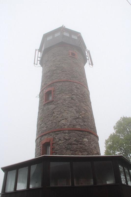 Rozhledna Hláska na Růžovém vrchu u Hory Svaté Kateřiny