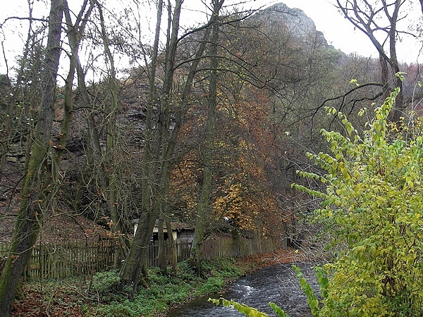 Svatý Jan pod Skalou