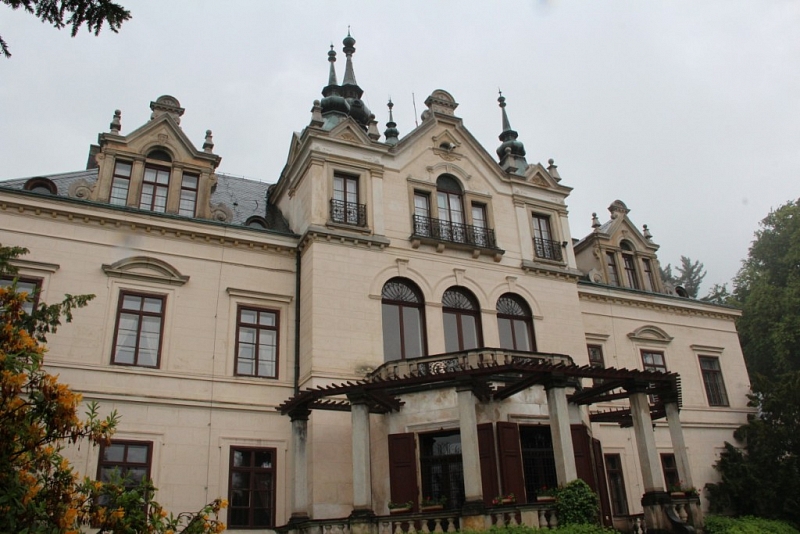 Velké Březno (Schloss)