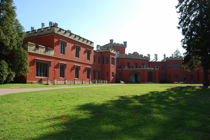 Schloss Hrádek u Nechanic