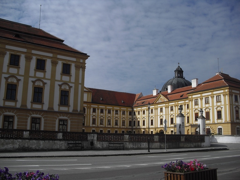 Jaroměřice (zámek)