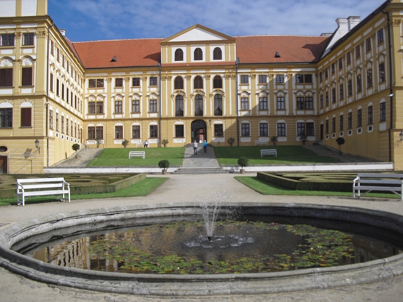 Jaroměřice (zámek)