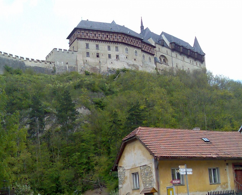 Karlštejn (hrad)