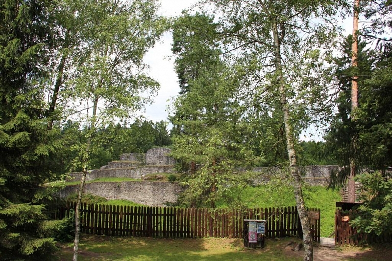 Kozí Hrádek (ruins)