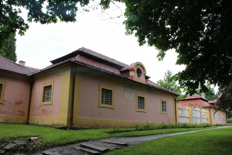 Krásný Dvůr (zámek)