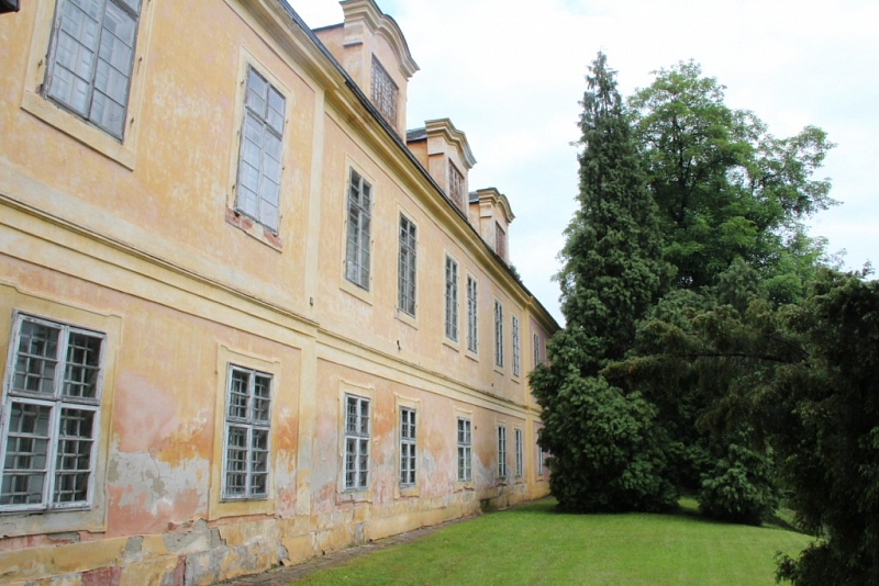 Krásný Dvůr (zámek)