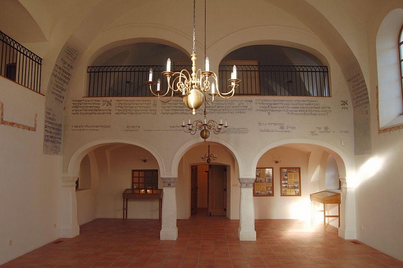 Židovská synagoga v Dolních Kounicích