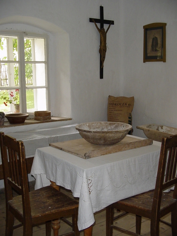 Hamousův statek ve Zbečně