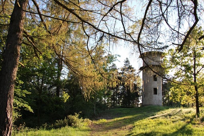 Lookout tower Neštětická hora