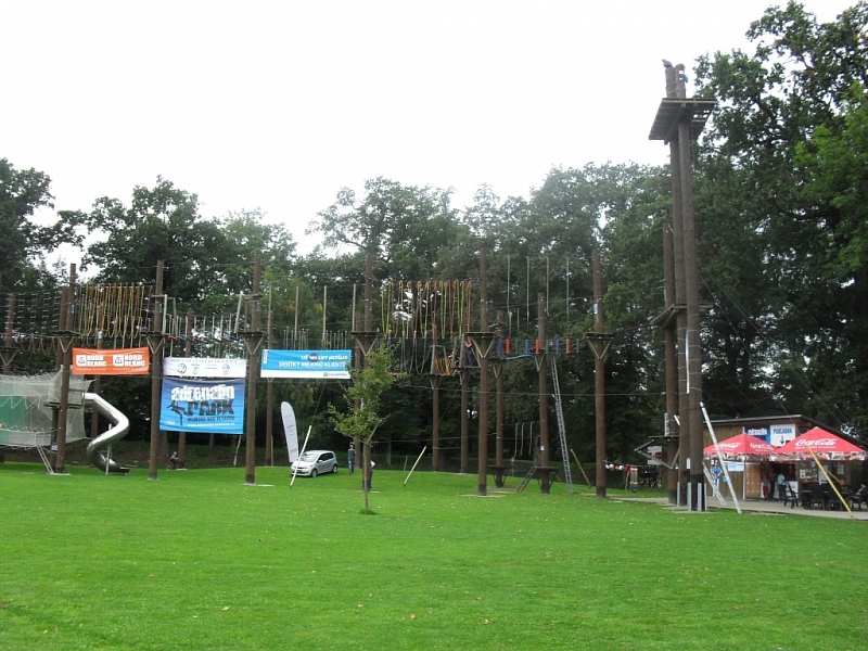 Mit Kindern in den Adrenalinpark Hluboká nad Vltavou