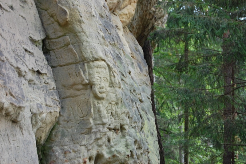 S dětmi po stopách rytíře Toulovce, Toulovcovy Maštale