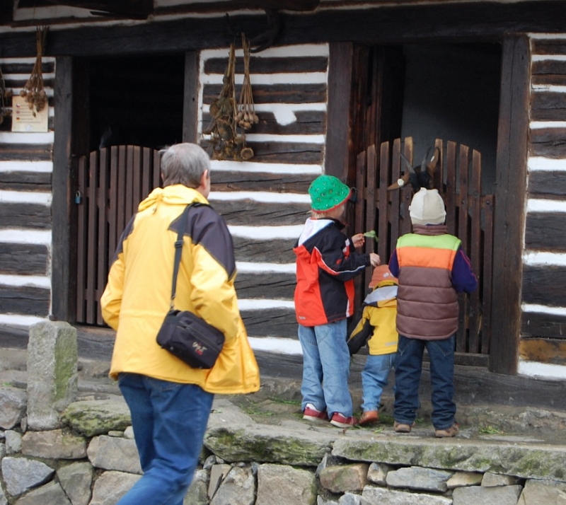 S dětmi na Veselý Kopec - skanzen lidové architektury
