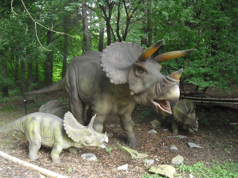 Dinopark Vyškov - v lese s dinosaury