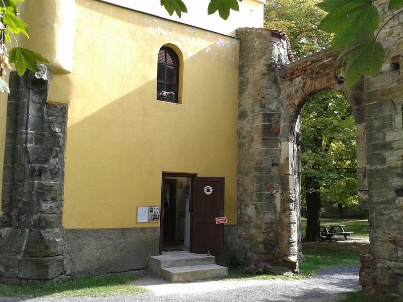 Church and monastery Panenský Týnec