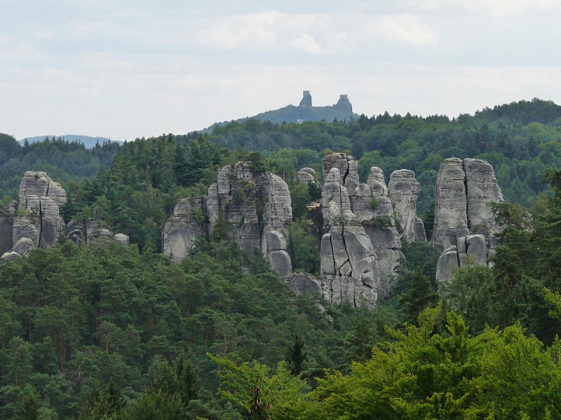 Hruboskalsko
