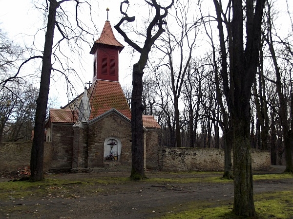 Kostel Narození sv. Jana Křtitele – Kladno Dubí