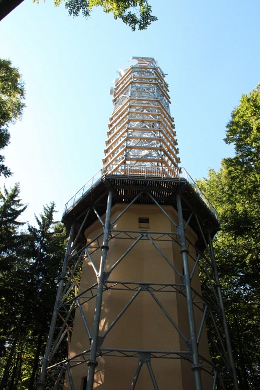 Vysoký Kamýk lookout tower