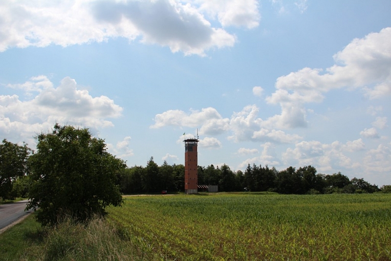 Rozhledna na Hlínském kopci u Ivančic