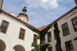 Mikulov (zámek)