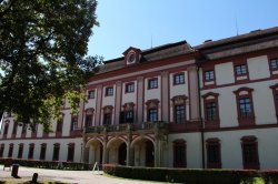 Ohrada (hunting lodge)