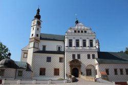 Pardubice (zámek)
