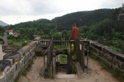 Sloup (zřícenina)