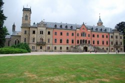 Schloss Sychrov