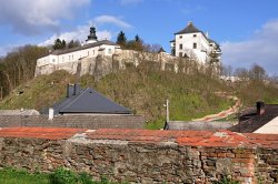 Úsov (zámek)