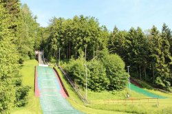 Rozhledna na skokanském můstku v Lomnici nad Popelkou
