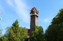 Aussichtsturm in Tábor bei Lomnice nad Popelkou