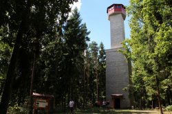Aussichtsturm auf Chlum in der Nähe von Chanovice