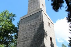 Aussichtsturm auf Chlum in der Nähe von Chanovice